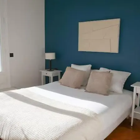 Montaigne Dream Duplex 4br 8p Triangle D'or Apartamento Paris
