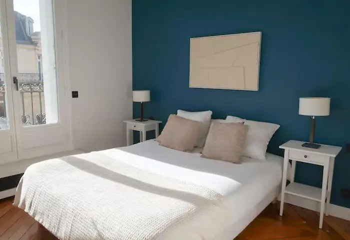 Montaigne Dream Duplex 4br 8p Triangle D'or Apartman Párizs