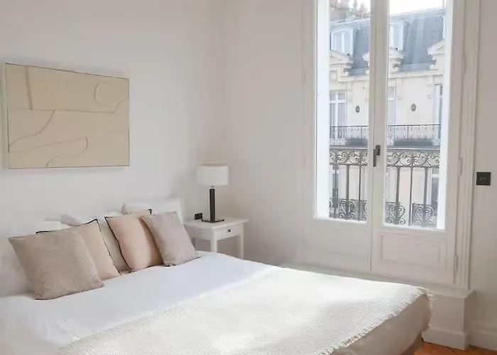 Montaigne Dream Duplex 4br 8p Triangle D'or Párizs